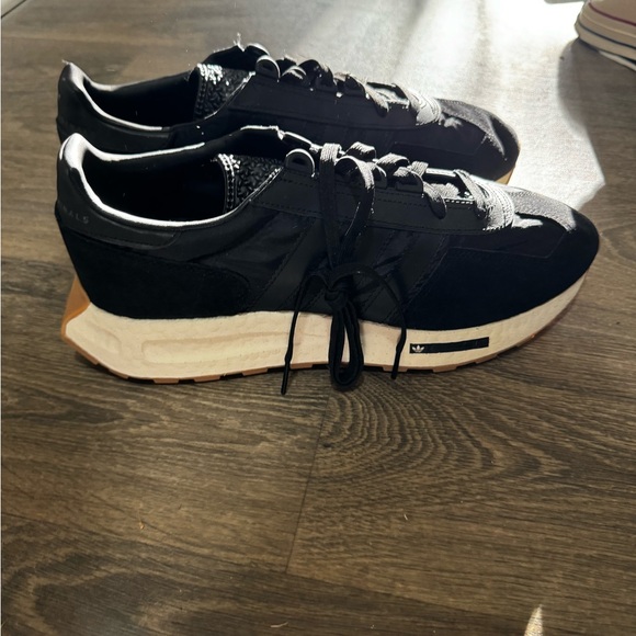 Adidas Retrophy e5 - Picture 4 of 5